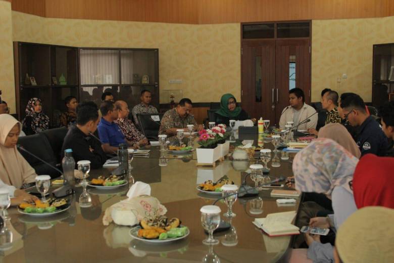 Rangkul Komunitas, Bupati  Bogor Ajak Warga Membangun Wilayahnya